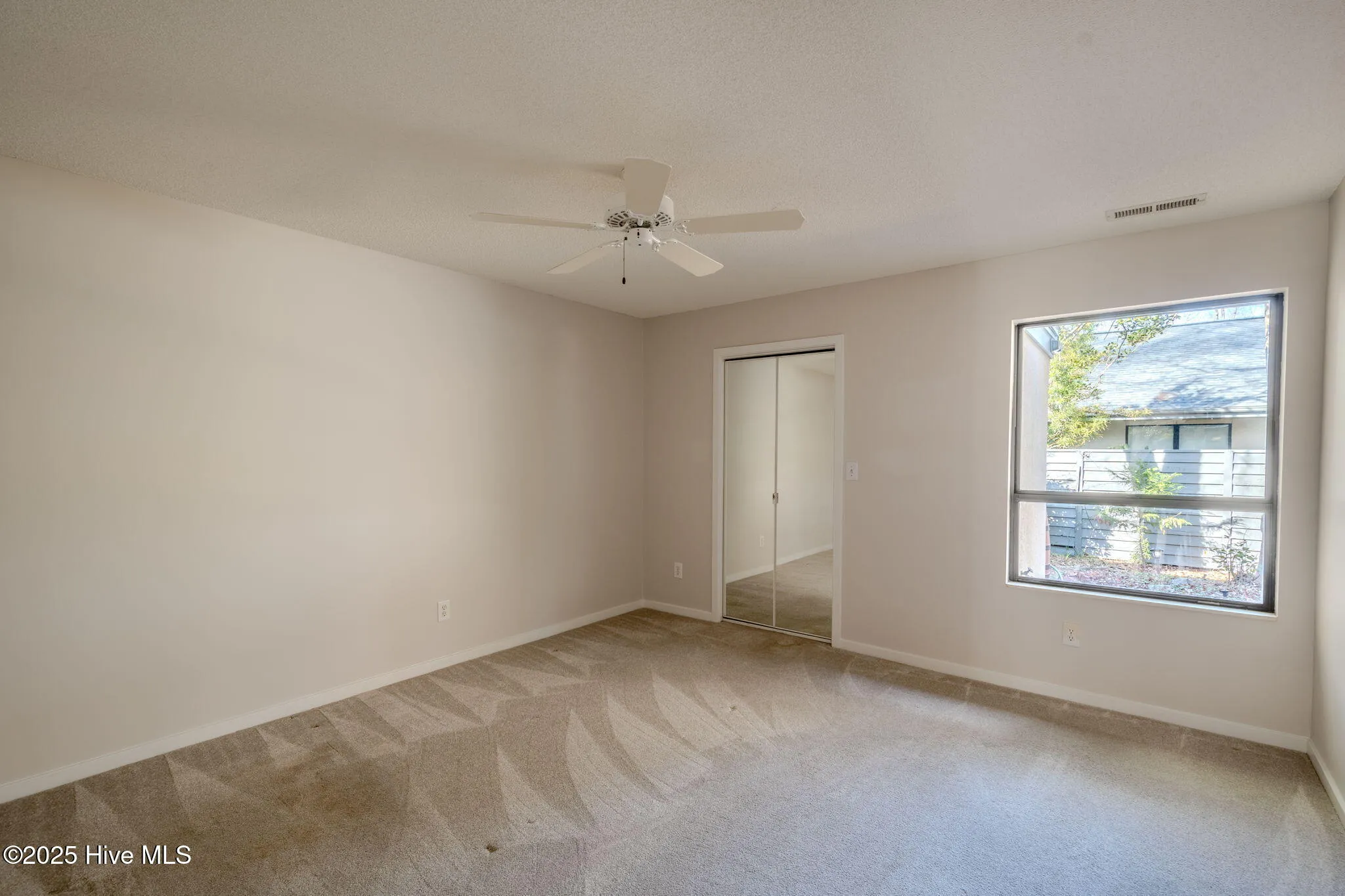 Wilmington, North Carolina 28409, United States, 3 Bedrooms Bedrooms, ,3 BathroomsBathrooms,Residential,Active,17361