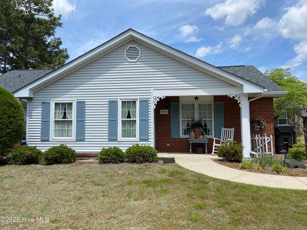 Photo of 1203 Wilshire Circle, Aberdeen, NC 28315 (MLS # 100542947)