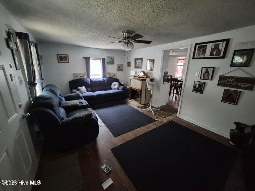 Photo of 106 N Secrest Street, Kinston, NC 28501 (MLS # 100538385)