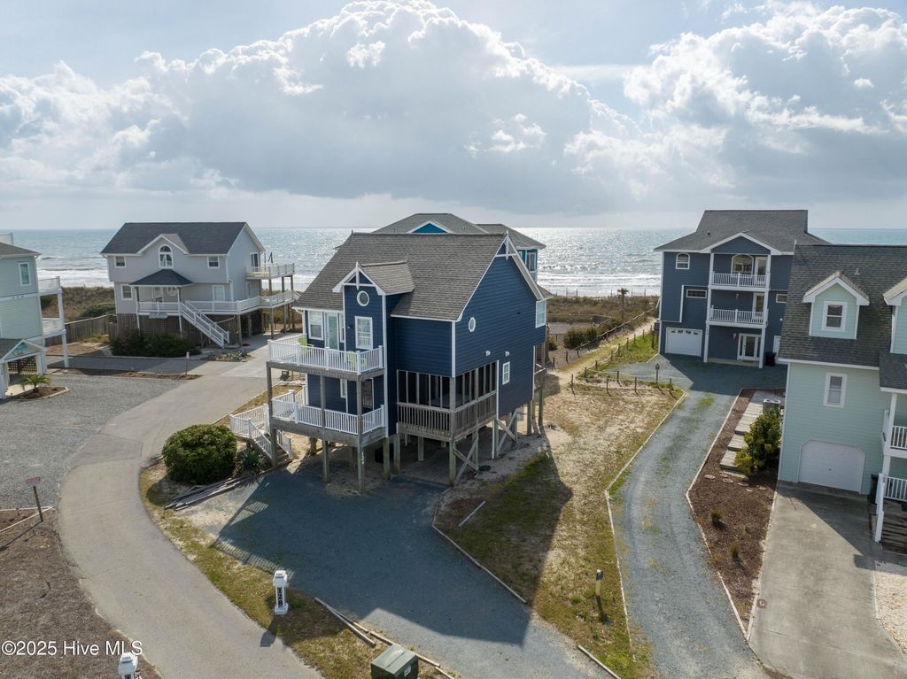 Photo of 124 N Permuda Wynd Drive, North Topsail Beach, NC 28460 (MLS # 100525218)