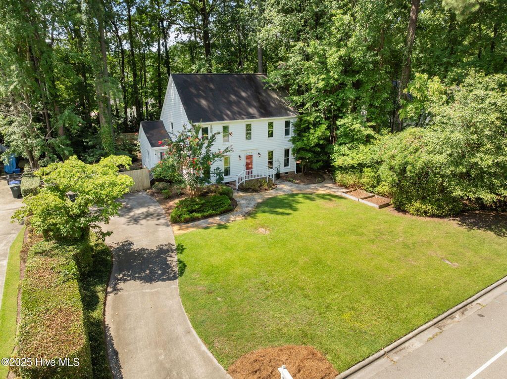 Photo of 519 Crestline Boulevard, Greenville, NC 27834 (MLS # 100521978)