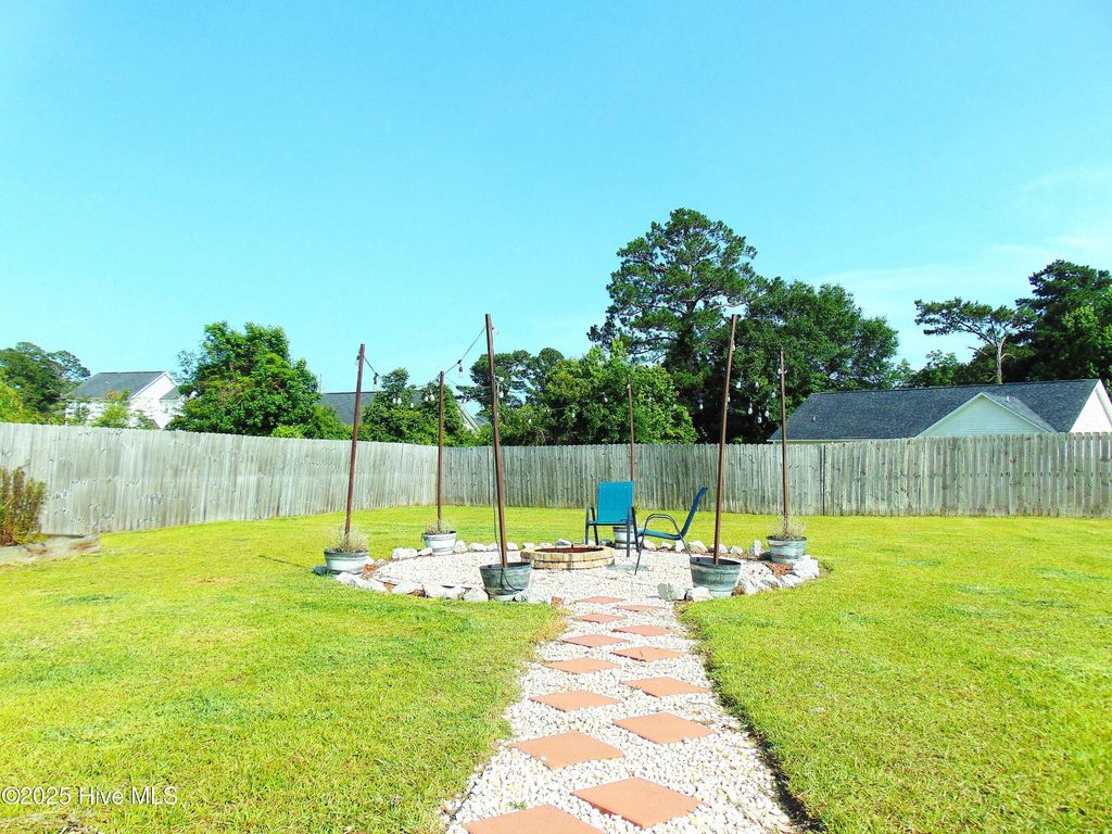 Photo of 205 Brice Court, Hubert, NC 28539 (MLS # 100512223)
