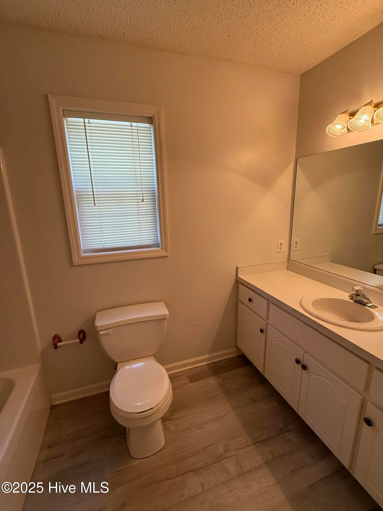 Goldsboro, North Carolina 27530, United States, 3 Bedrooms Bedrooms, ,3 BathroomsBathrooms,Residential,Active,168159