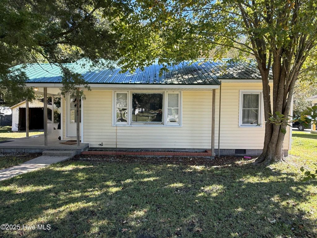 Photo of 388 Main Street, Pinetown, NC 27865 (MLS # 100536926)