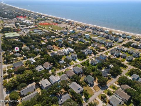 A home in Oak Island