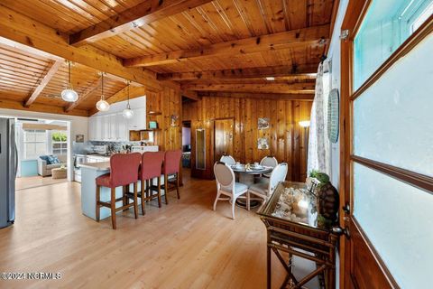 A home in Oak Island