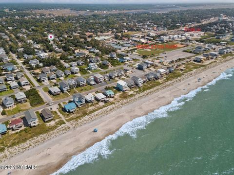 A home in Oak Island