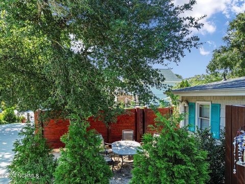 A home in Oak Island