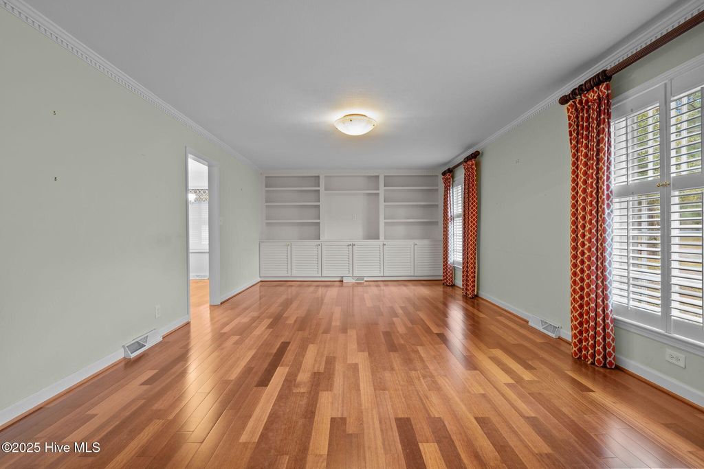 Photo of 503 Scotland Avenue, Rockingham, NC 28379 (MLS # 100538565)