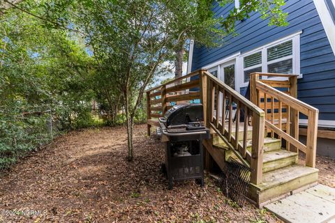 A home in Oak Island