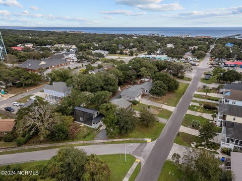 A home in Oak Island