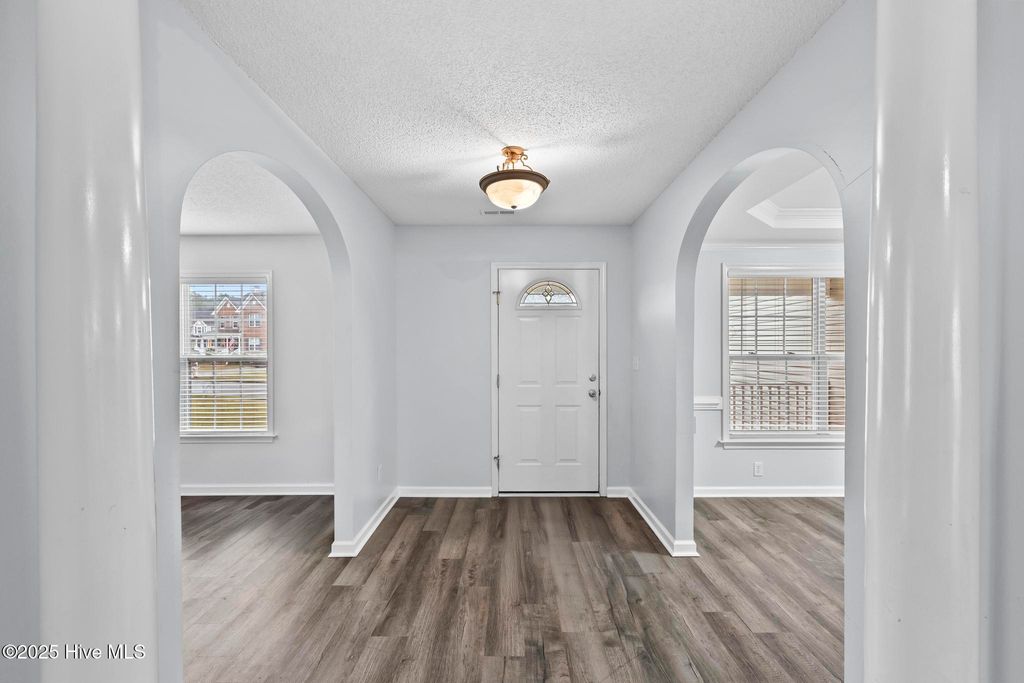 Photo of 104 Londonberry Lane, Jacksonville, NC 28540 (MLS # 100542564)