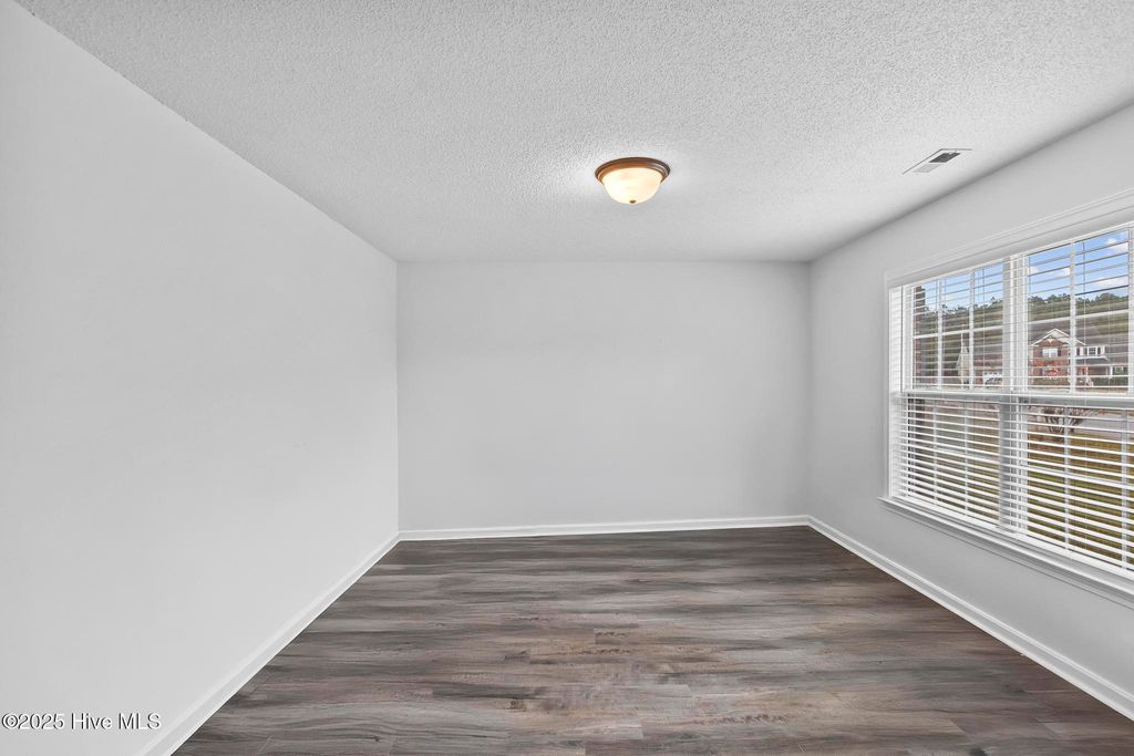 Photo of 104 Londonberry Lane, Jacksonville, NC 28540 (MLS # 100542564)