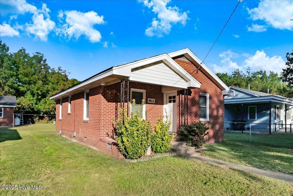 Photo of 901 E 4th Street, Goldsboro, NC 27534 (MLS # 100532905)