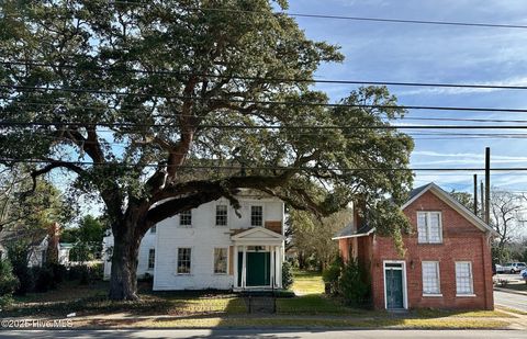 A home in Elizabeth City