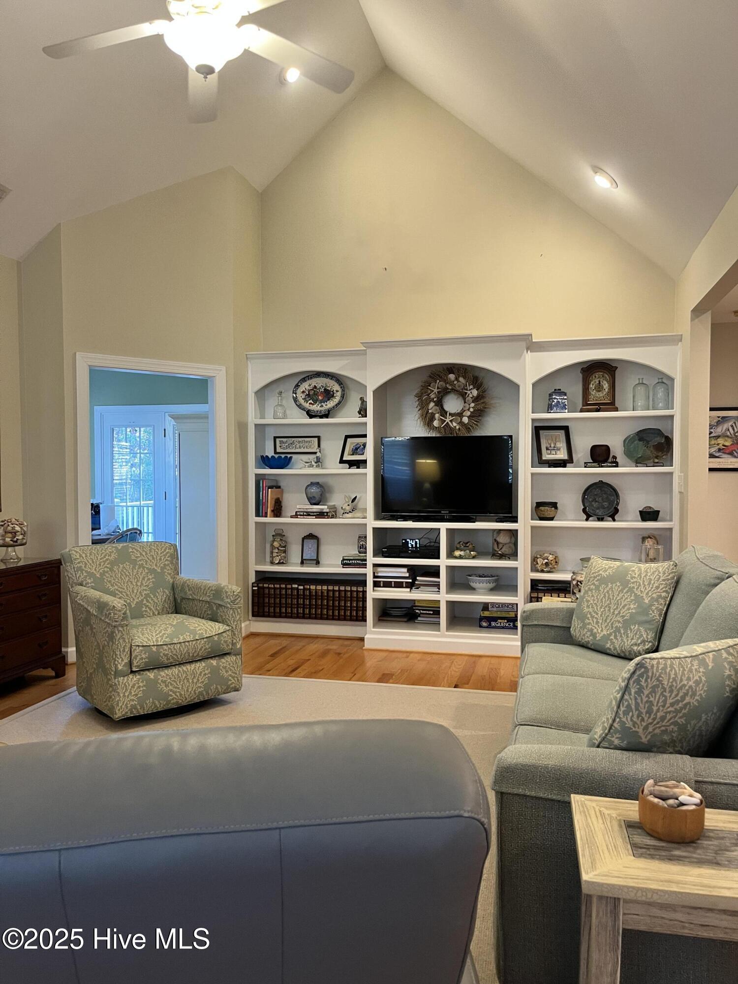 1704 Ivory Gull Drive