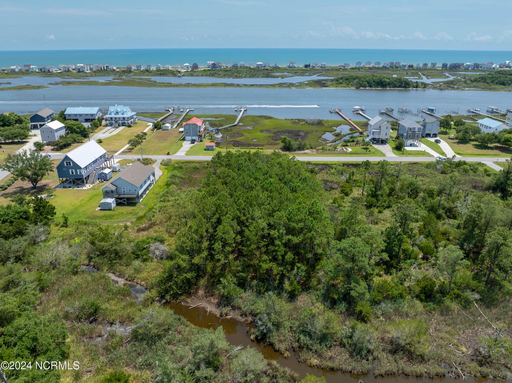 Photo of 210 Waterway Drive, Sneads Ferry, NC 28460 (MLS # 100453478)