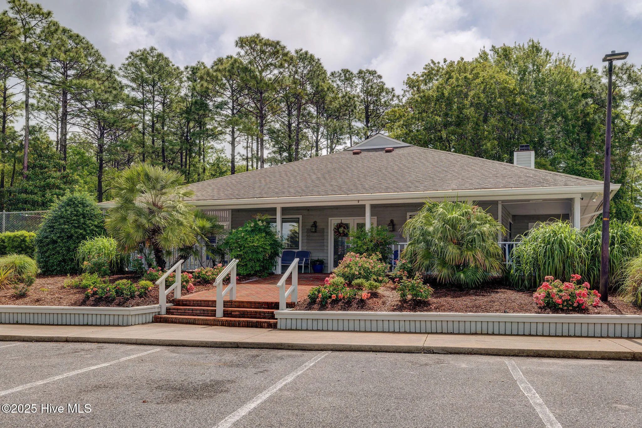 Wilmington, North Carolina 28405, United States, 3 Bedrooms Bedrooms, ,2 BathroomsBathrooms,Residential,Pending,156099