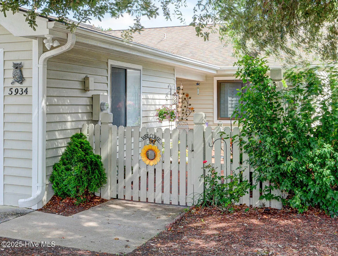 Wilmington, North Carolina 28405, United States, 3 Bedrooms Bedrooms, ,2 BathroomsBathrooms,Residential,Pending,156099