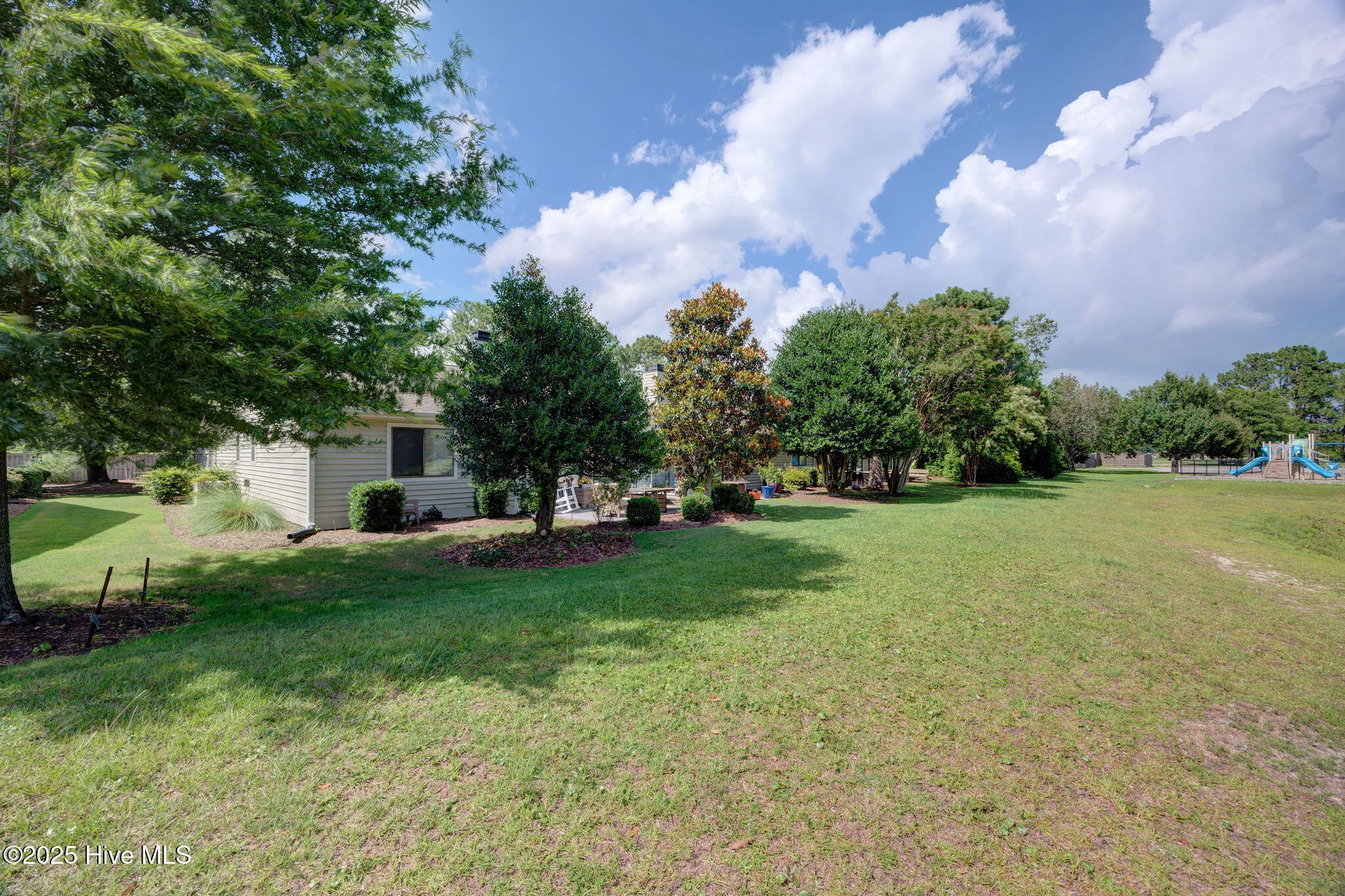 Wilmington, North Carolina 28405, United States, 3 Bedrooms Bedrooms, ,2 BathroomsBathrooms,Residential,Pending,156099