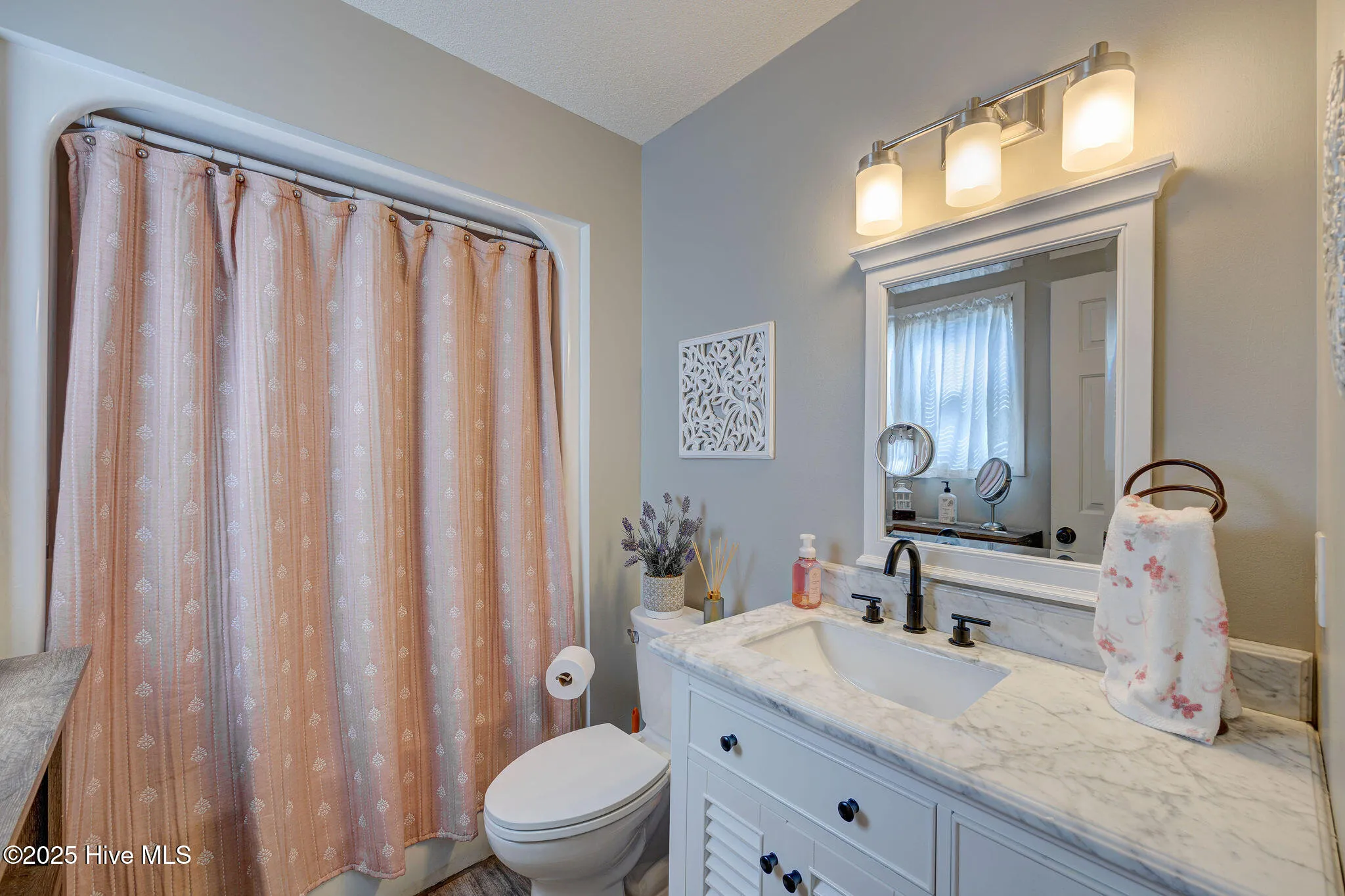 Wilmington, North Carolina 28405, United States, 3 Bedrooms Bedrooms, ,2 BathroomsBathrooms,Residential,Pending,156099