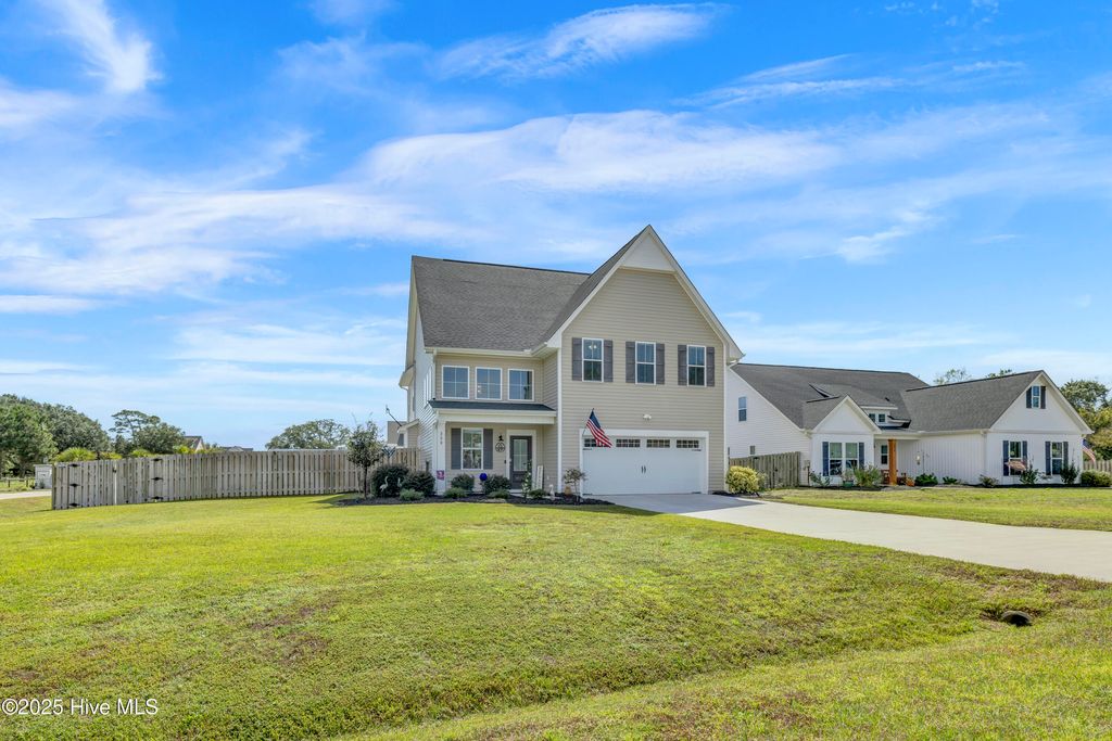 Photo of 226 River Oats Court, Holly Ridge, NC 28445 (MLS # 100532056)