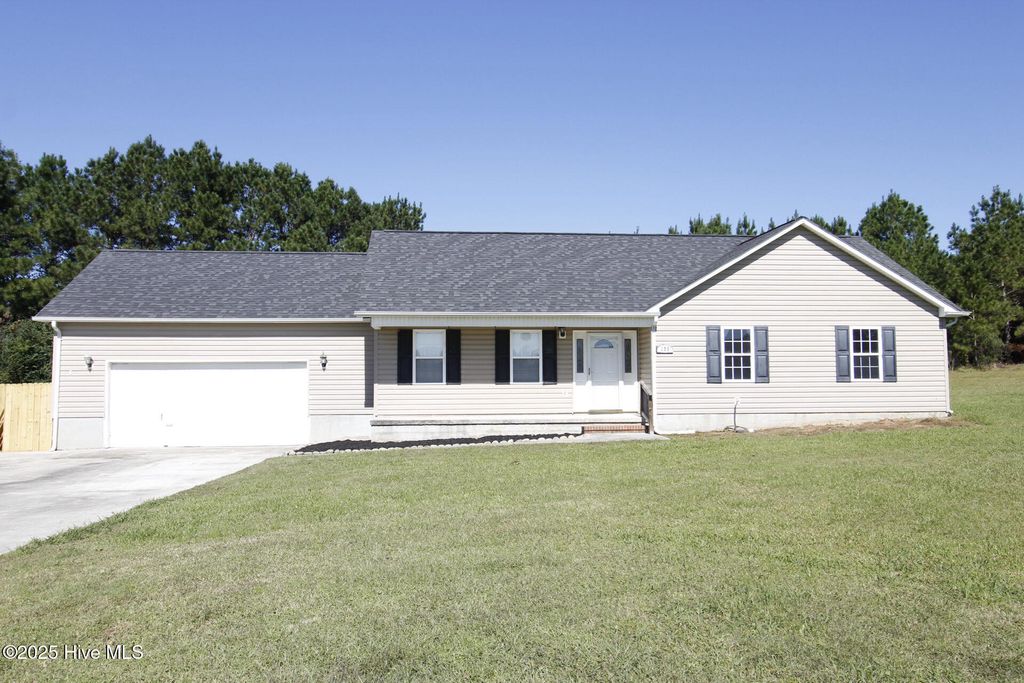 Photo of 135 Annie Road, Richlands, NC 28574 (MLS # 100537449)