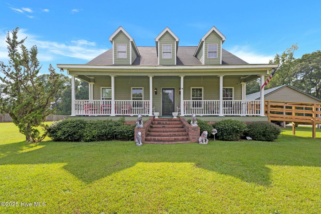 Photo of 469 Noa Drive, Maxton, NC 28364 (MLS # 100525912)