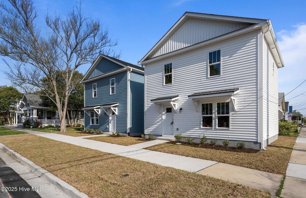 Photo of 925 Campbell Street, Wilmington, NC 28401 (MLS # 100490745)