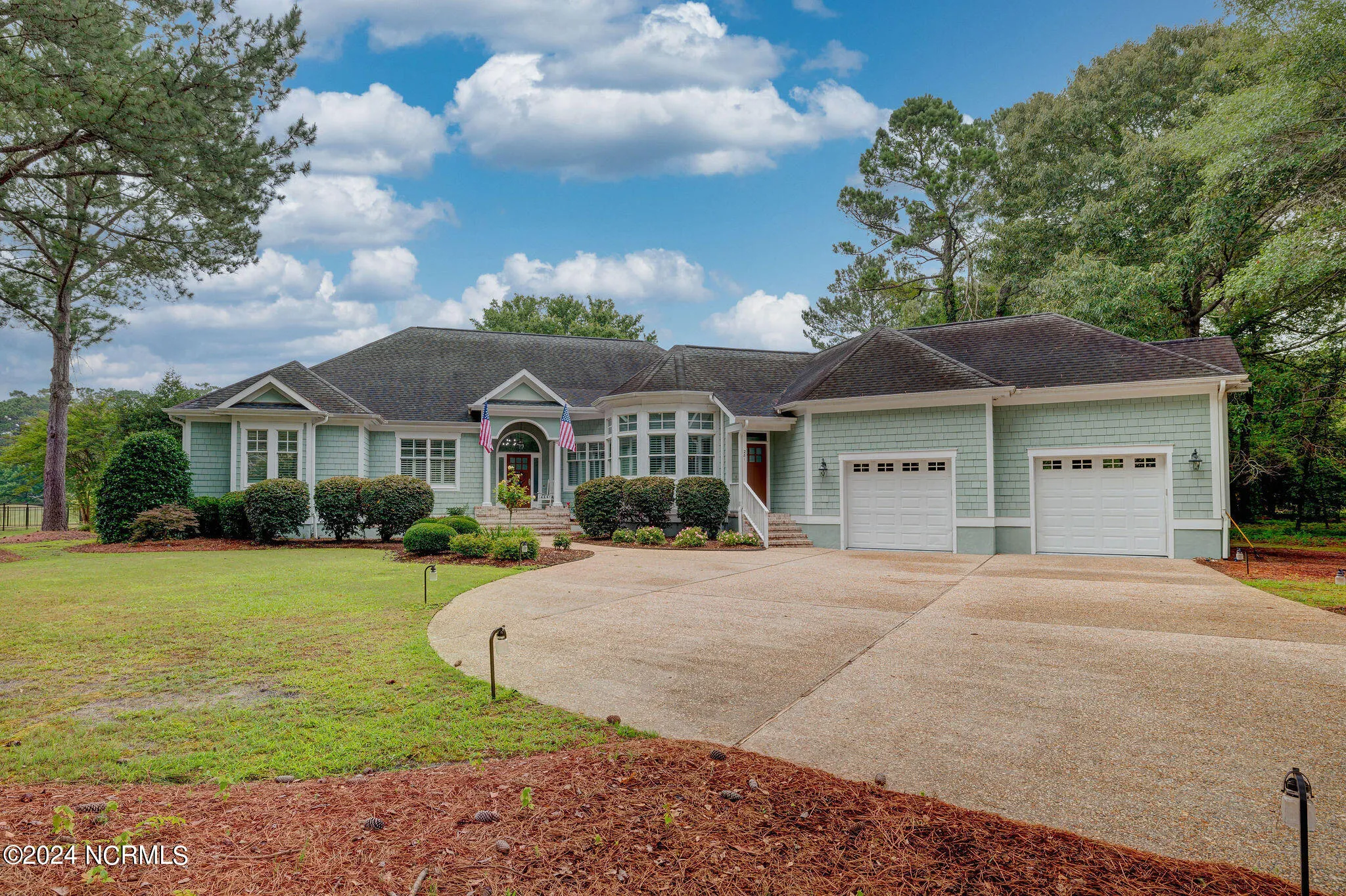 Wallace, North Carolina 28466, United States, 2 Bedrooms Bedrooms, ,4 BathroomsBathrooms,Residential,Coming Soon,243655