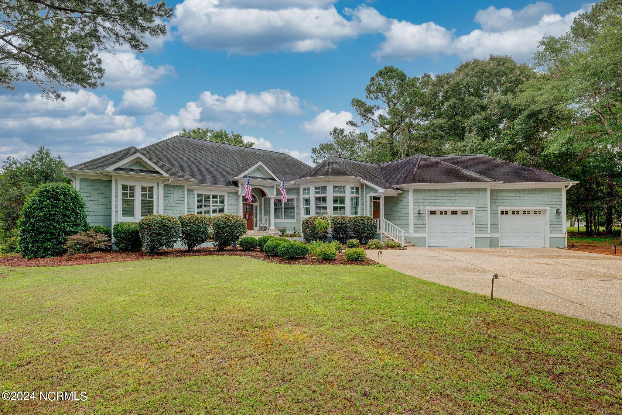 Wallace, North Carolina 28466, United States, 2 Bedrooms Bedrooms, ,4 BathroomsBathrooms,Residential,Coming Soon,243655