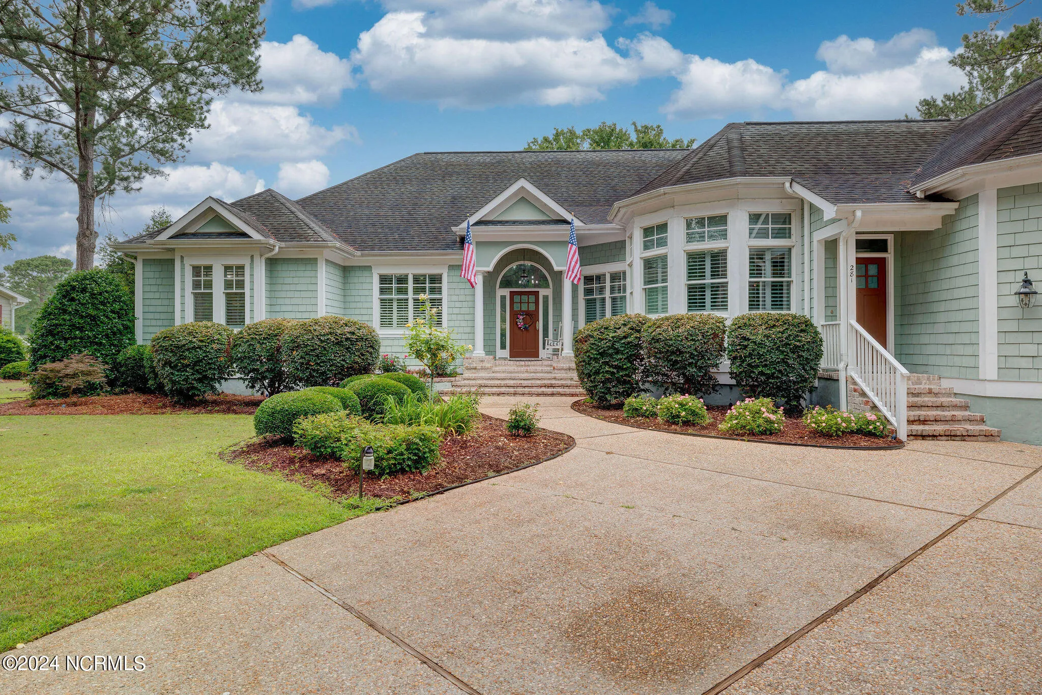 Wallace, North Carolina 28466, United States, 2 Bedrooms Bedrooms, ,4 BathroomsBathrooms,Residential,Coming Soon,243655