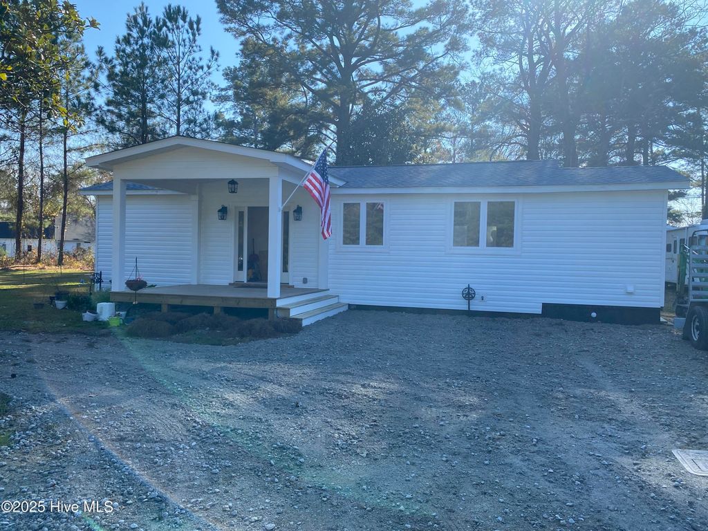 Photo of 138 Briarneck Road, Jacksonville, NC 28540 (MLS # 100542642)