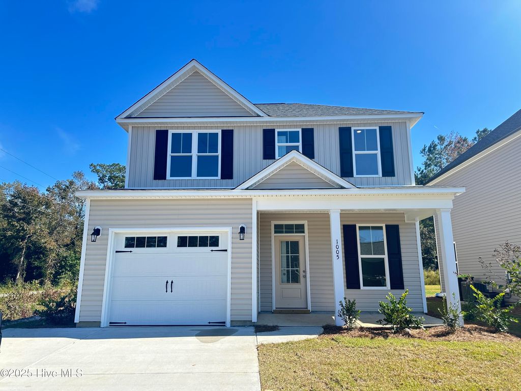 Photo of 1005 Equestrian Court SE, Bolivia, NC 28422 (MLS # 100517720)