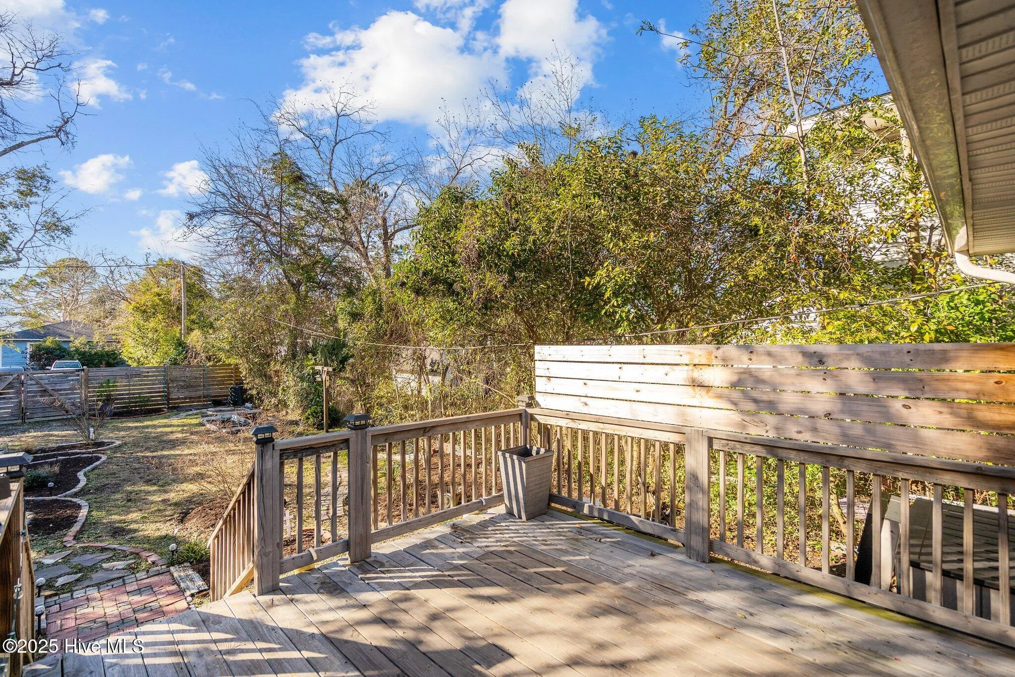 Wilmington, North Carolina 28401, United States, 2 Bedrooms Bedrooms, ,2 BathroomsBathrooms,Residential,Active,22509