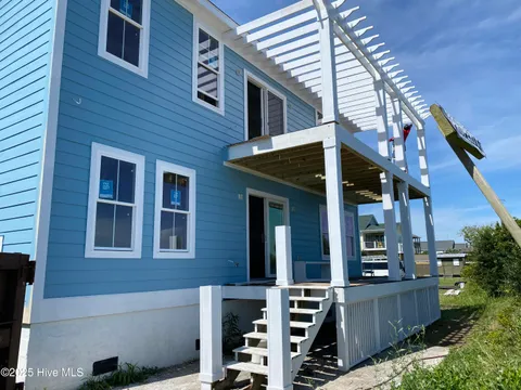 MLS: 100508354