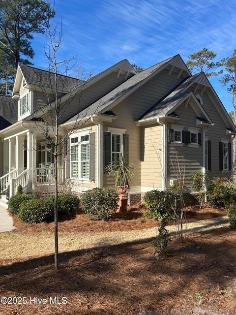 A home in Shallotte