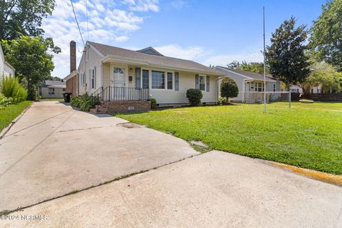 A home in Elizabeth City