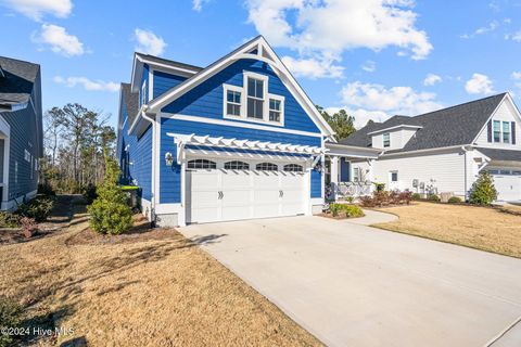 A home in Oak Island