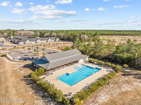 A home in Oak Island