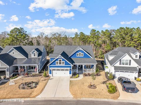 A home in Oak Island