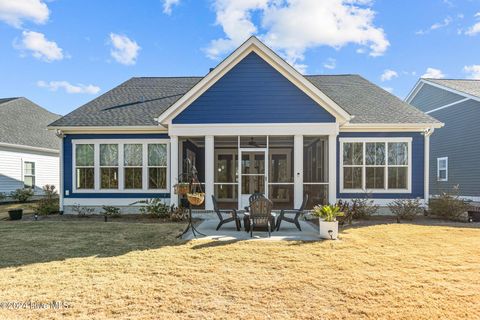 A home in Oak Island