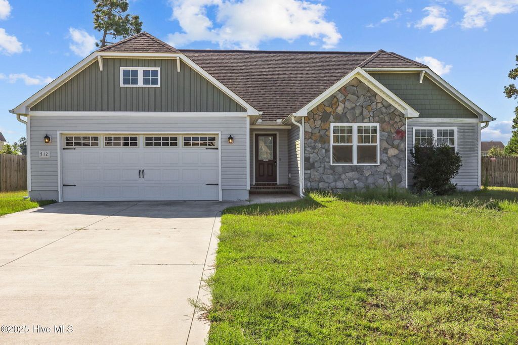 Photo of 712 Addor Drive, Richlands, NC 28574 (MLS # 100511618)