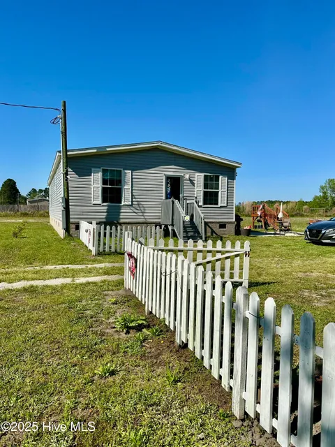 MLS: 100489129