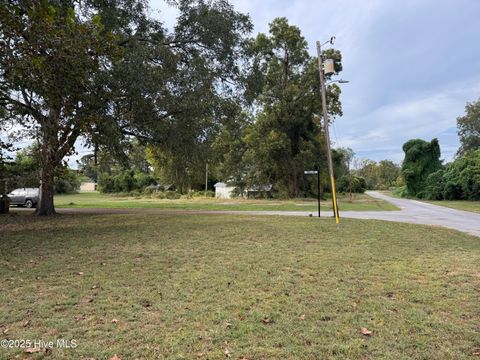 000 Hudson Pollock Street Pollocksville NC 28573