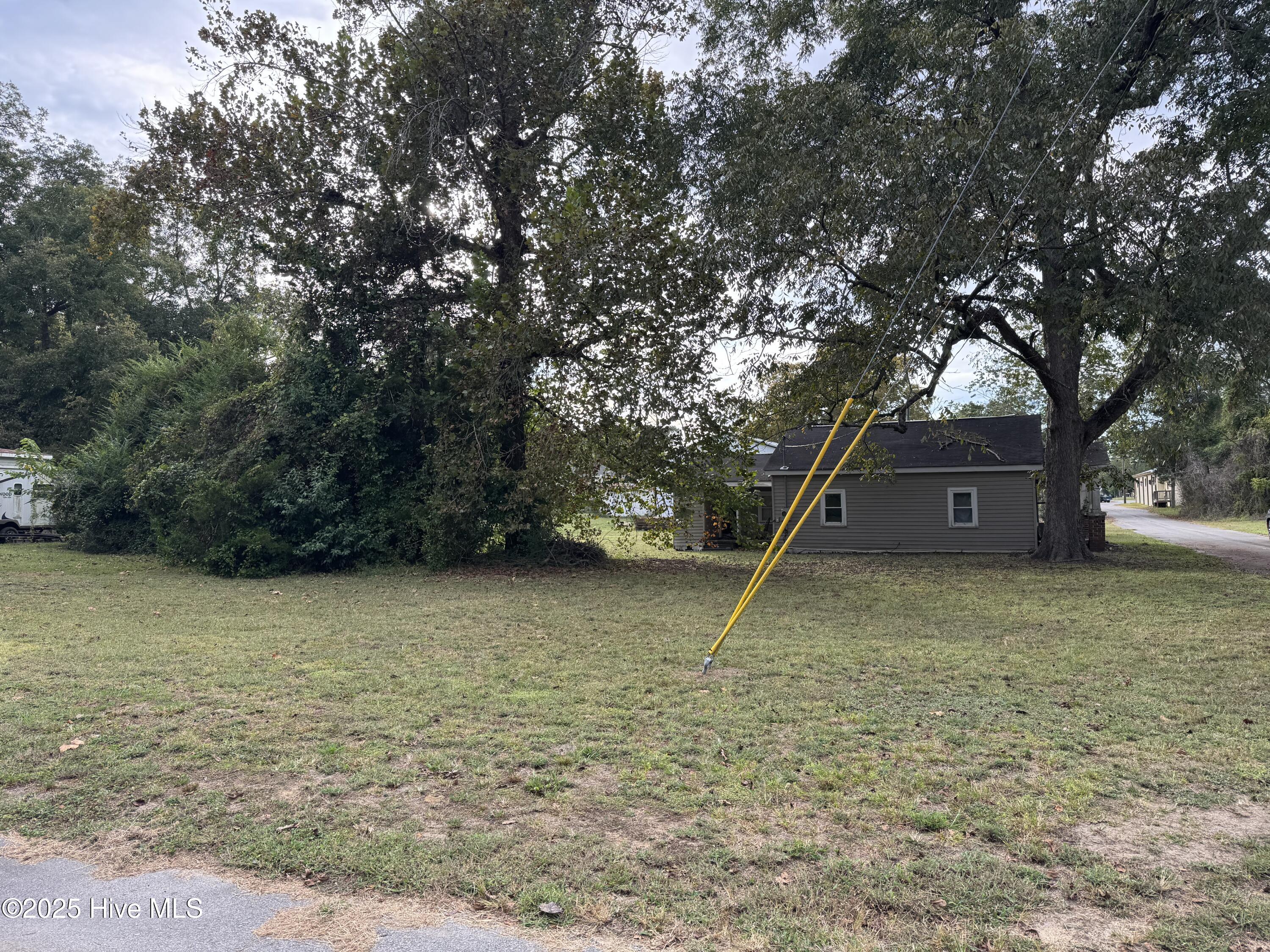 000 Hudson Pollock Street