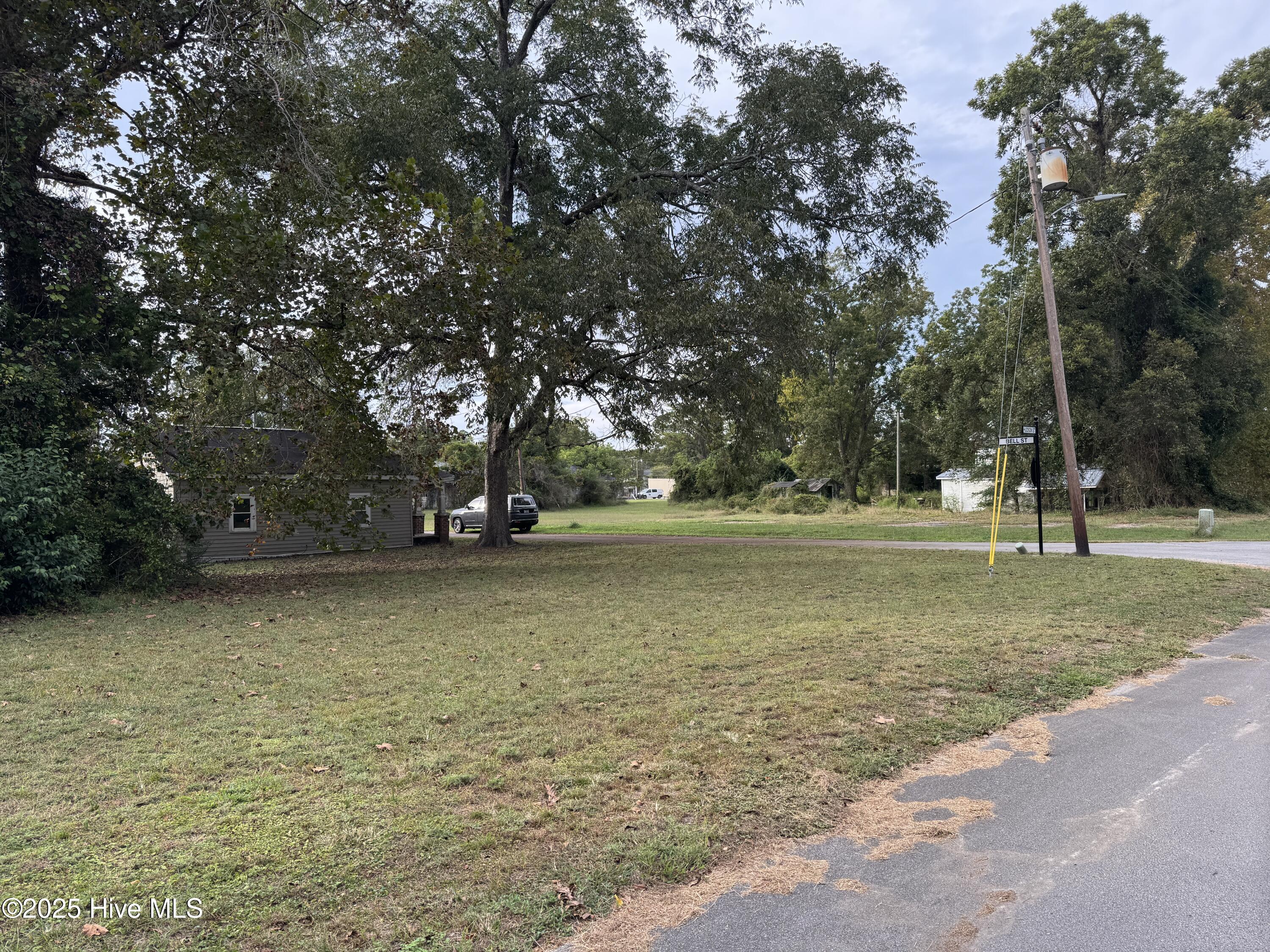 000 Hudson Pollock Street