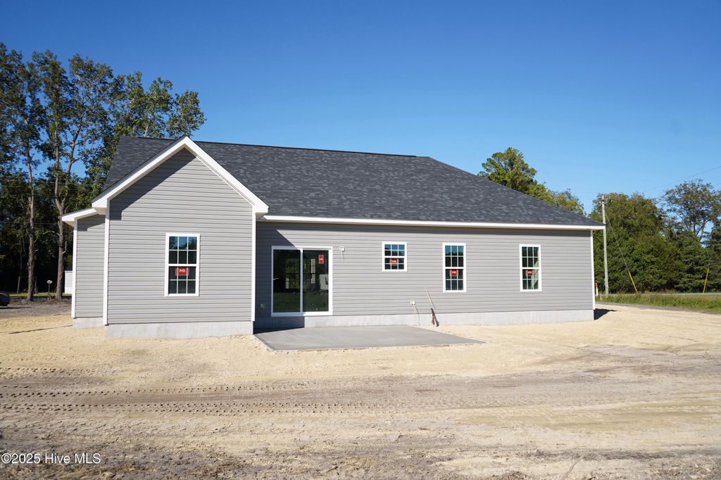 Photo of 6365 Hwy 41, Trenton, NC 28585 (MLS # 100536673)