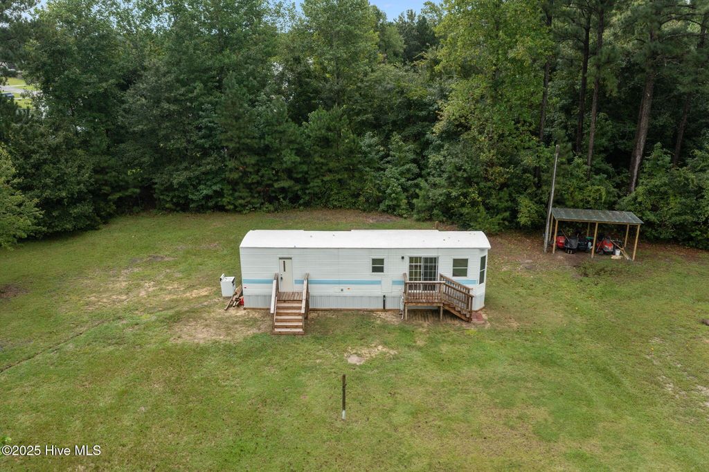 Photo of 160 Blue Heron Road, Hubert, NC 28539 (MLS # 100525082)