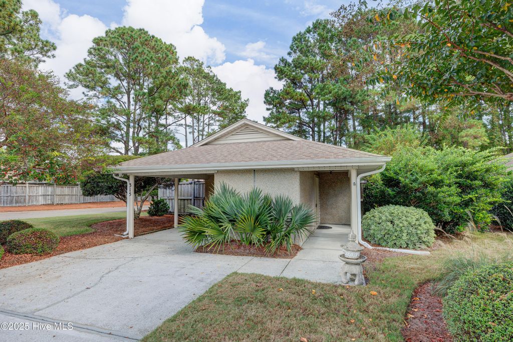 Photo of 315 Halyard Court, Wilmington, NC 28405 (MLS # 100535793)